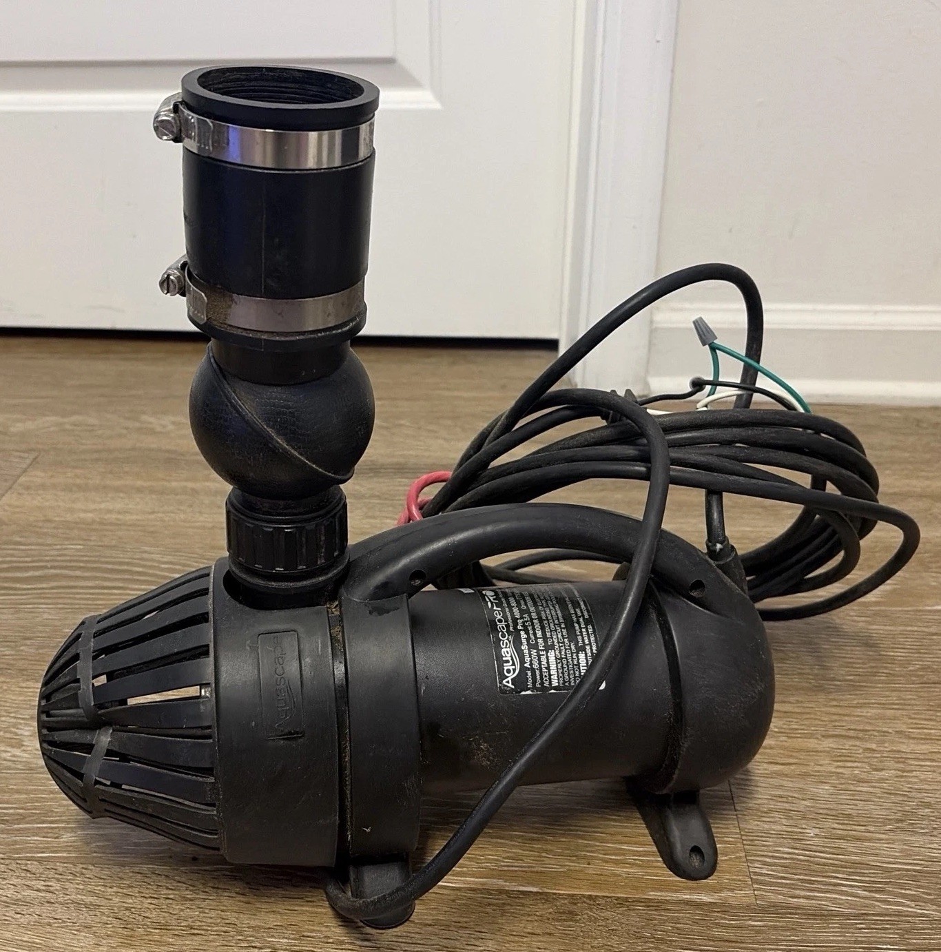 Aquascape Pro AquaSurge Pro 4000-8000 Adjustable Flow Pump No Controller Aquascape Pro AquaSurge Pro 4000-8000 Adjustable Flow Pump No Controller