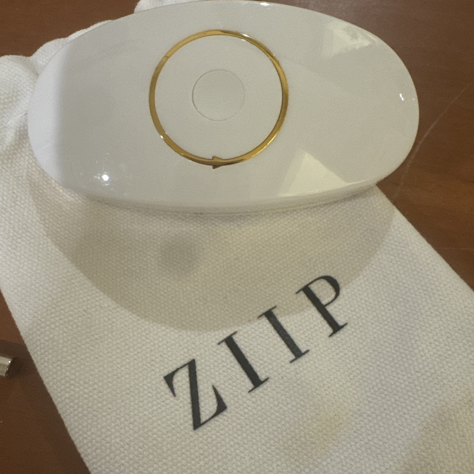 Ziip gx Microcurrent Device - USED and works perfectly Ziip gx Microcurrent Device - USED and works perfectly