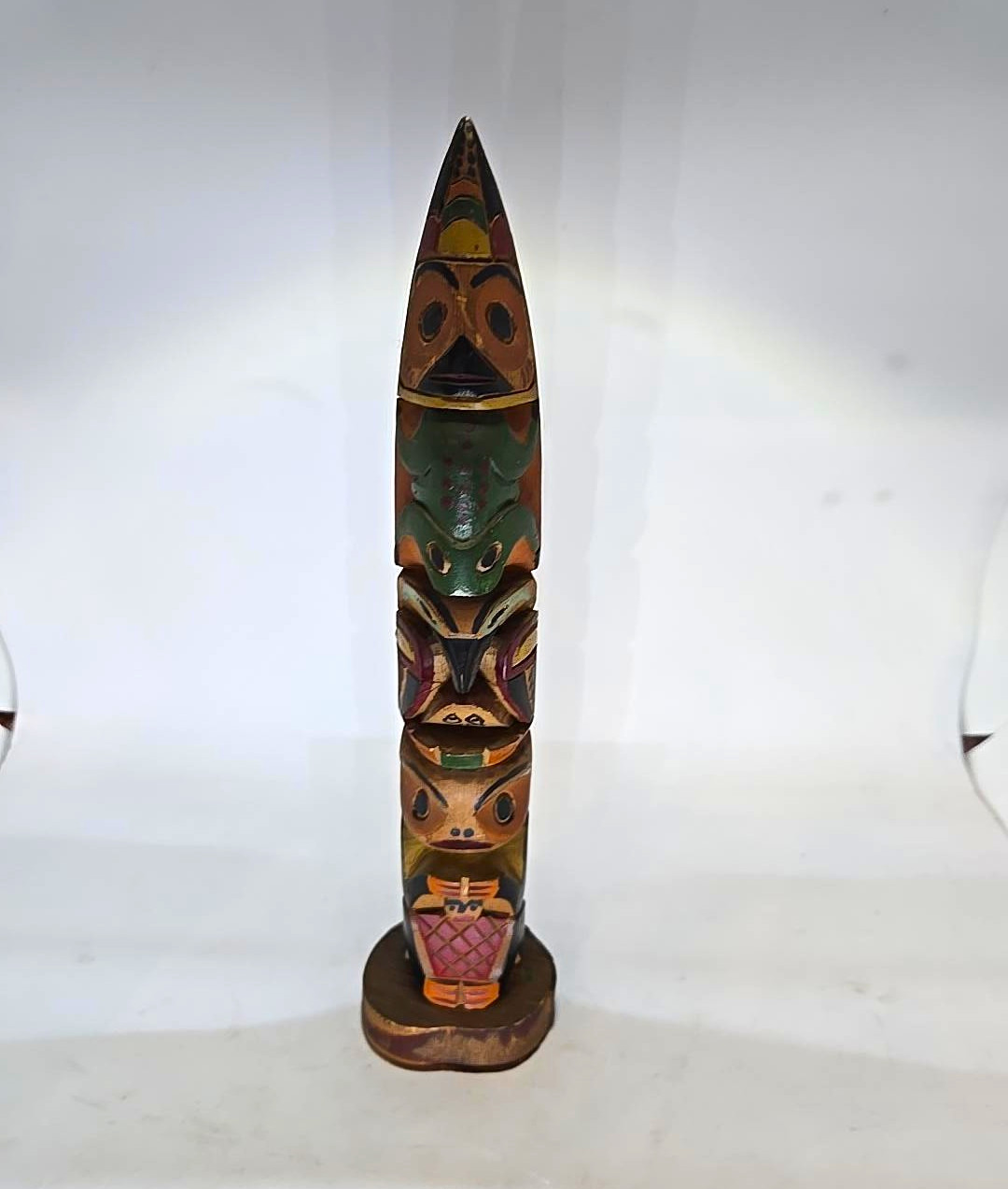 Antique Nuu-chah-nulth Cedar Totem Pole 9 Antique Nuu-chah-nulth Cedar Totem Pole 9