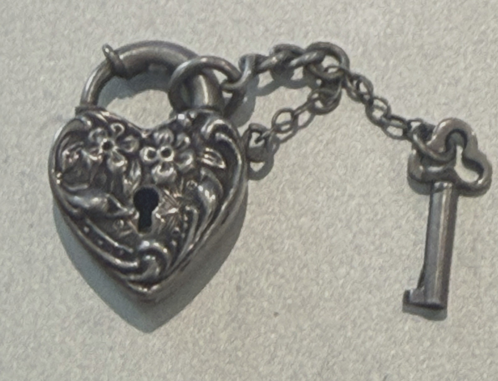 Vintage WALTER LAMPL 925 Sterling Silver Forget Me Not Heart Padlock charm w/key