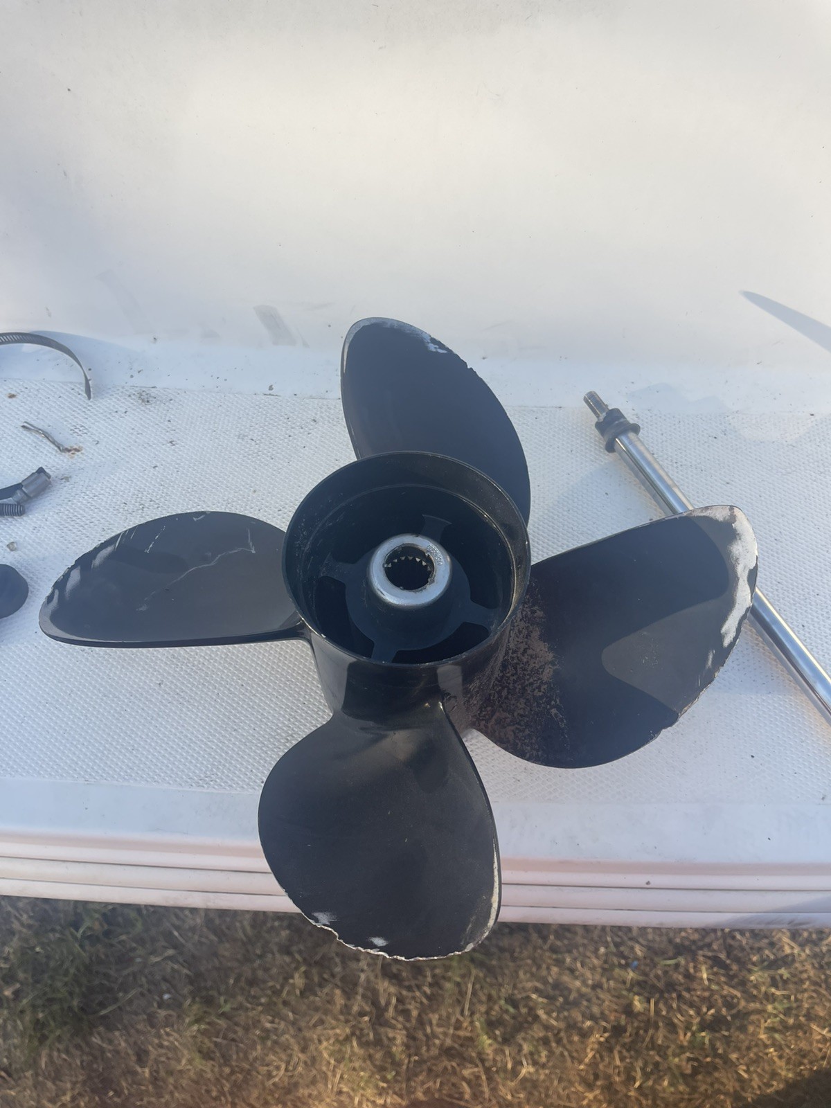 Turning Point 21501730 Aluminum Propeller Housing 14.5 x 17 4-Blade Hustler RH Turning Point 21501730 Aluminum Propeller Housing 14.5 x 17 4-Blade Hustler RH