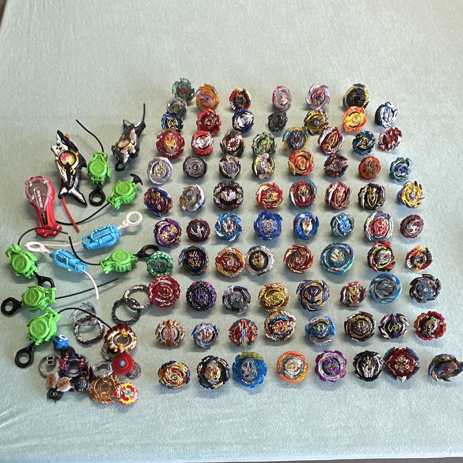 Beyblade 78 Lot w/ Launchers, Ripcords & More Tomy Takara, Hasbro…See Pics