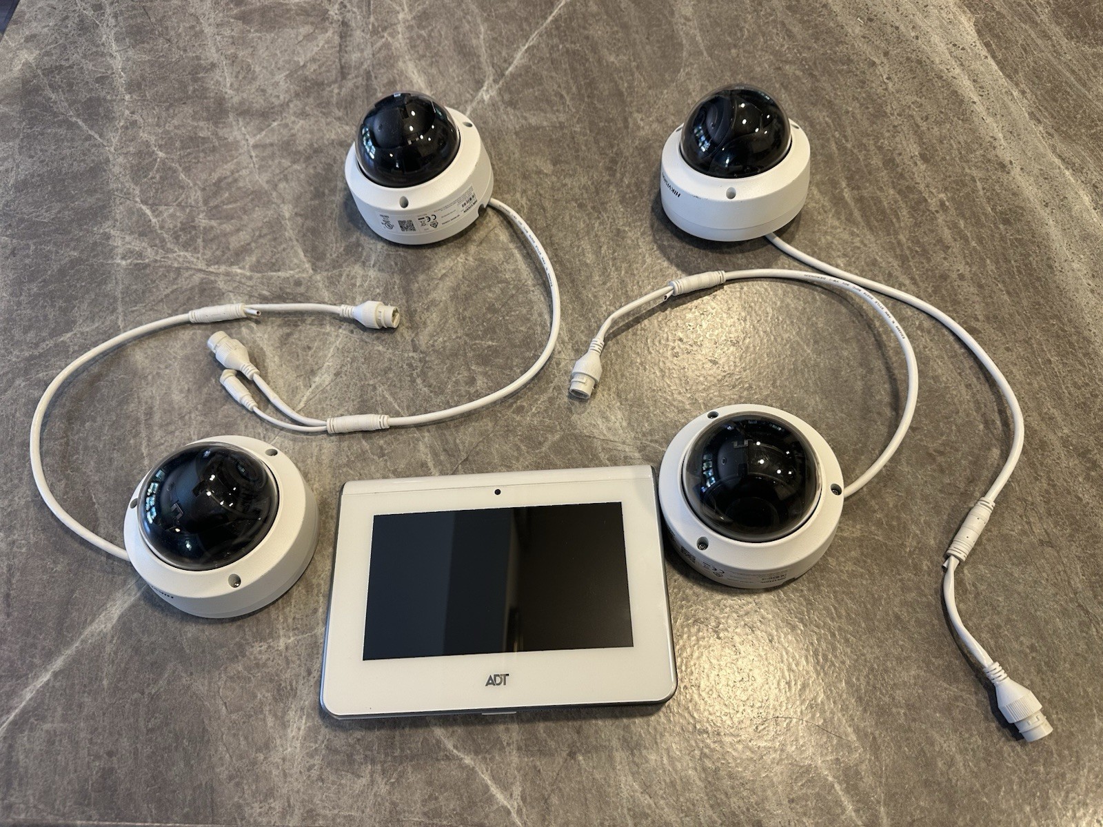 ADT Security 7” Touchscreen + 4 Dome Cameras *Good condition* ADT Security 7” Touchscreen + 4 Dome Cameras *Good condition*