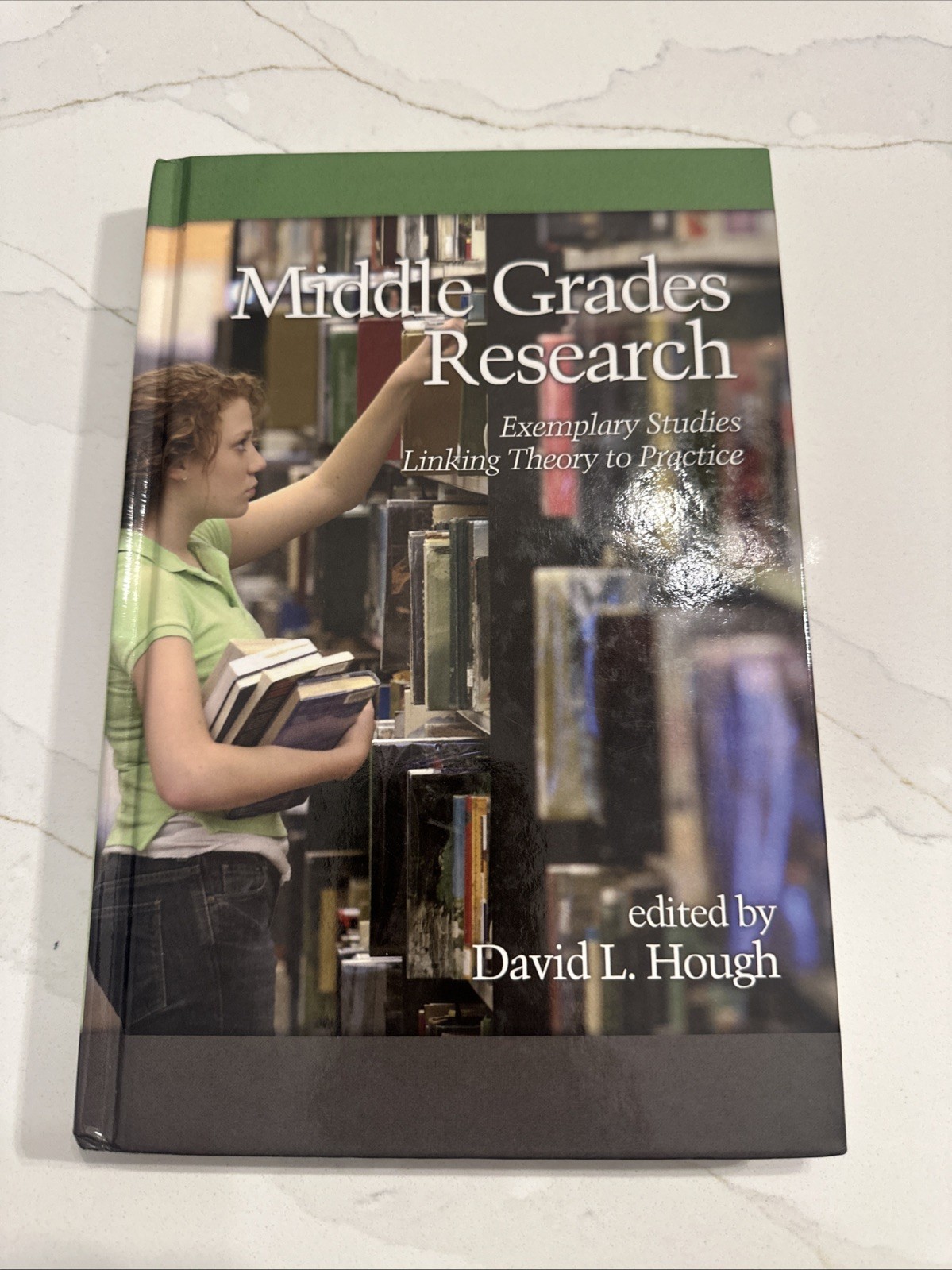 Middle Grades Research : Exemplary Studies Linking Theory to Practice