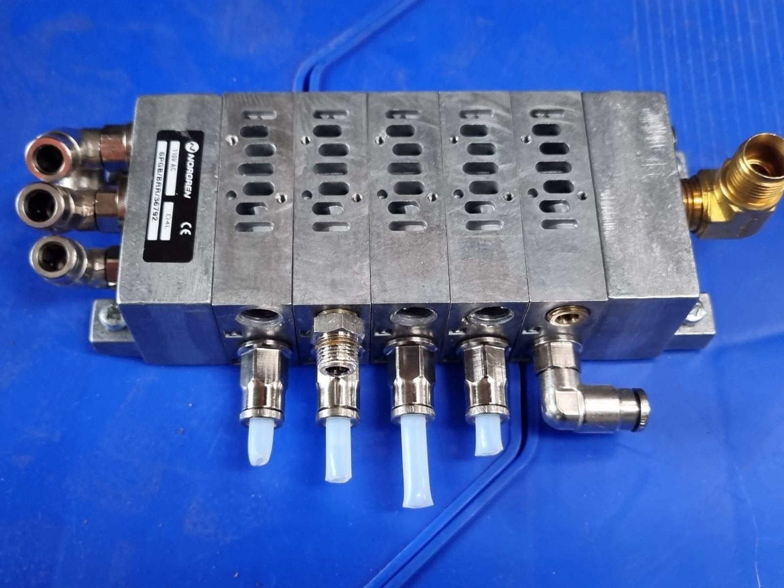 NORGREN SPGB/BRR/36792 MANIFOLD (R5S1.8B4) NORGREN SPGB/BRR/36792 MANIFOLD (R5S1.8B4)