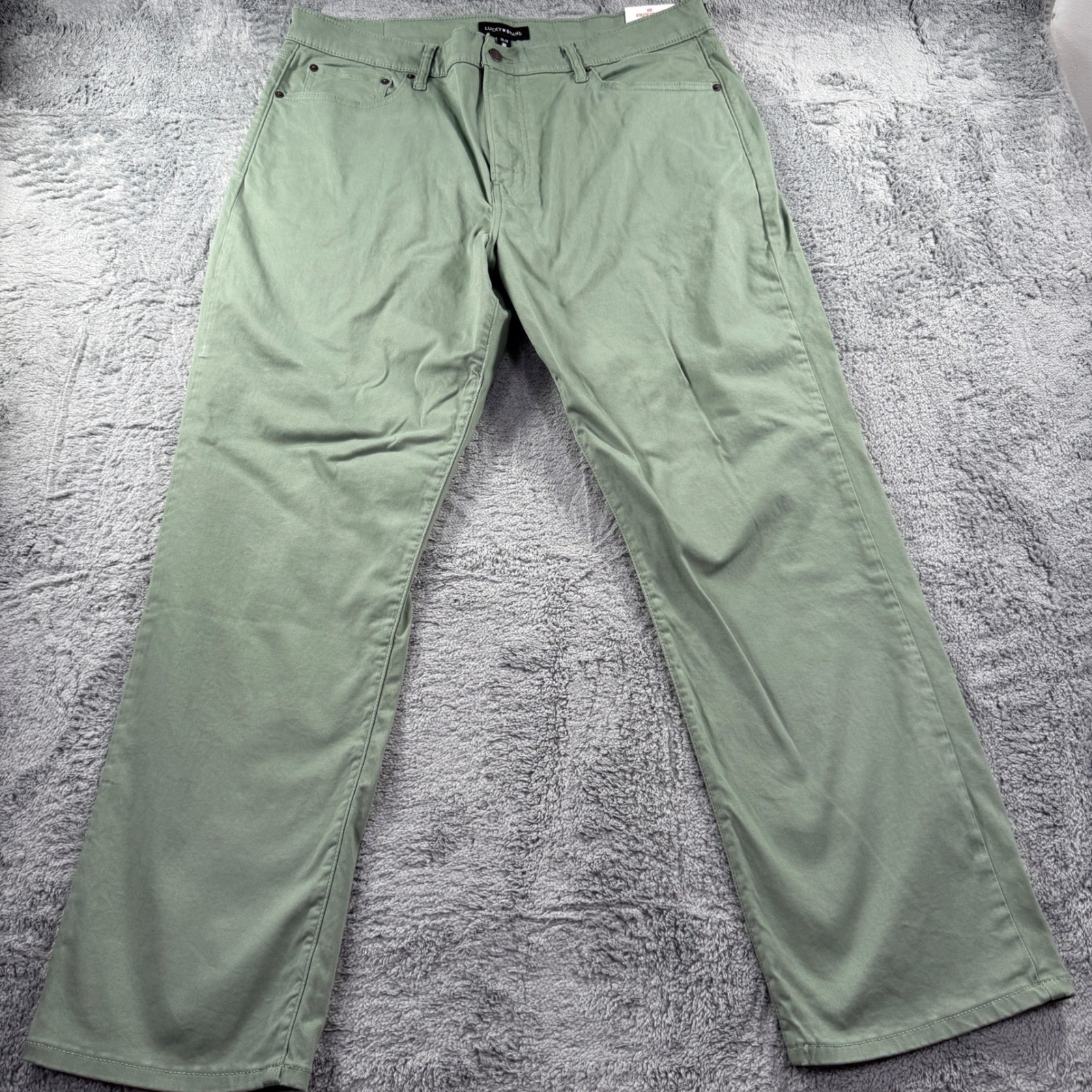 Lucky Brand 410 Athletic Straight Pants Mens 38x30 Sage Green Stretch Chino