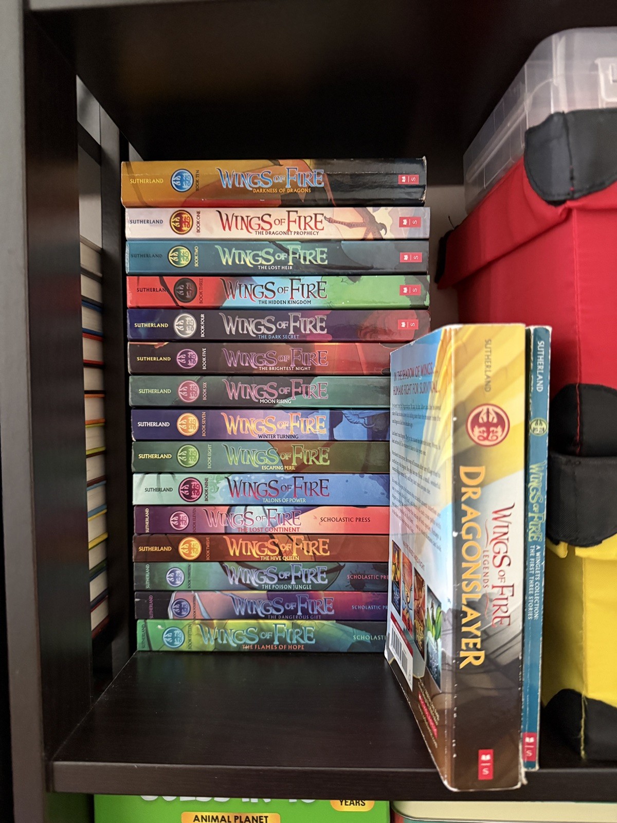Lot of 17 Wings of Fire Books Lot of 17 Wings of Fire Books