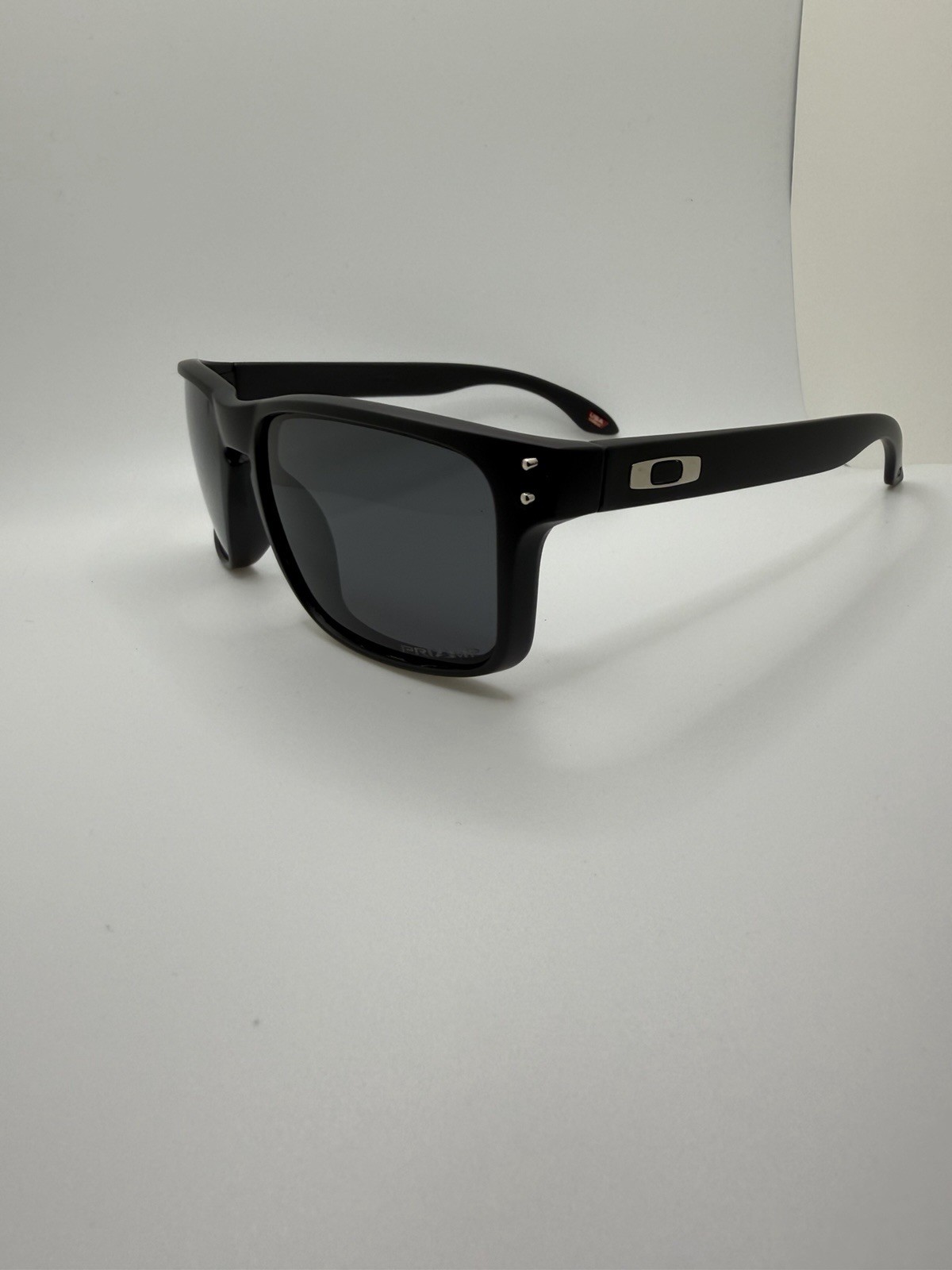 NEW Oakley Holbrook OO9102 Sunglasses Matte Black Frame - Black Prizm Lens NEW Oakley Holbrook OO9102 Sunglasses Matte Black Frame - Black Prizm Lens