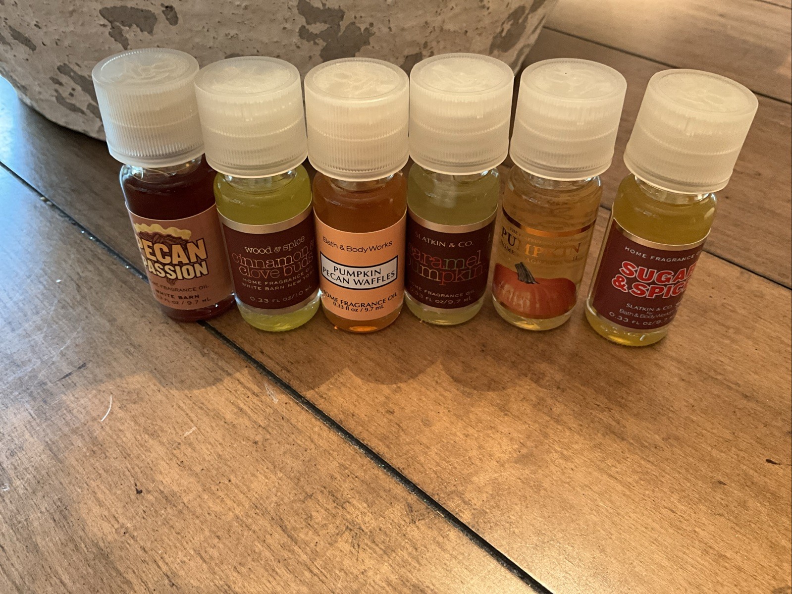 Bath & Body Works ~ Slatkin ~ White Barn FALL Home Fragrance Oil Set of SIX New Bath & Body Works ~ Slatkin ~ White Barn FALL Home Fragrance Oil Set of SIX New