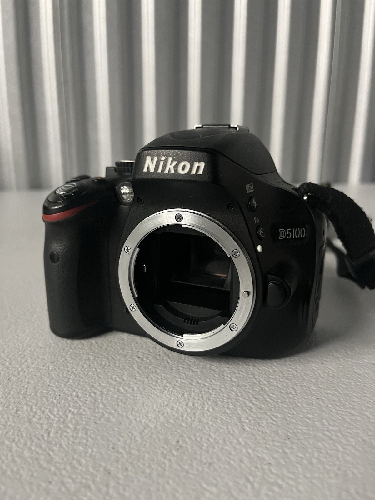 Nikon D5100 16.2MP DSLR Camera Body Only – Tested Nikon D5100 16.2MP DSLR Camera Body Only – Tested