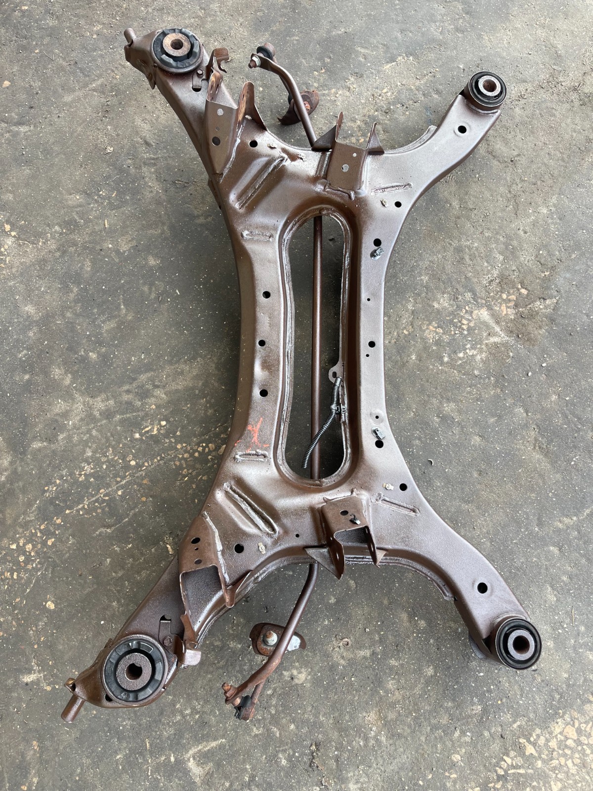 2007-2012 Nissan Altima 4DR Sdn Rear Subframe Crossmember Engine Cradle OEM