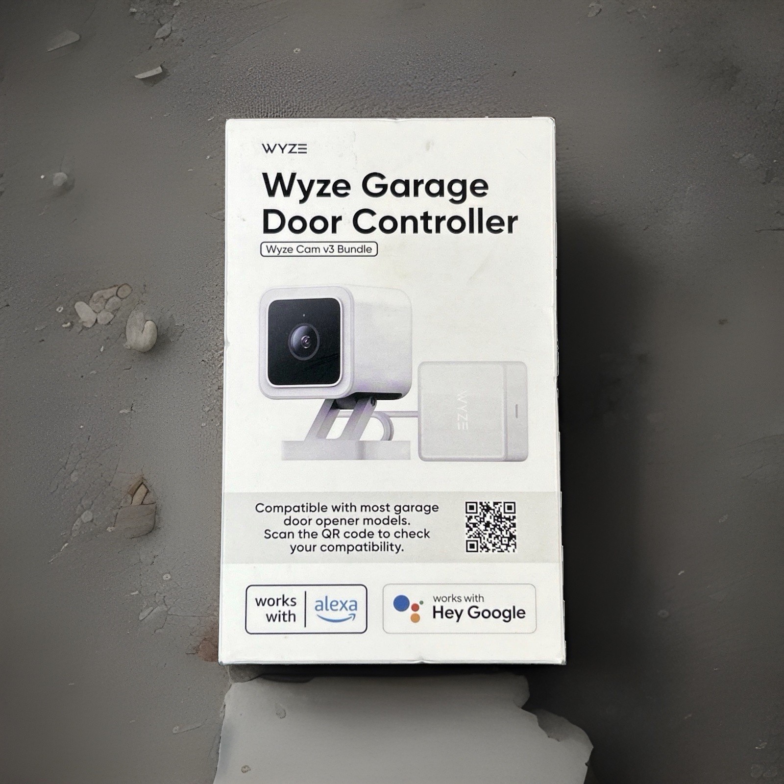 NEW Wyze Cam v3 with Garage Door Controller Bundle NEW Wyze Cam v3 with Garage Door Controller Bundle