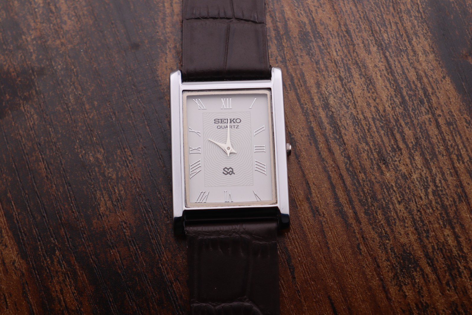 vintage Seiko Slim Tank Quartz Men White Dial Dark Brown leather Dress Watch