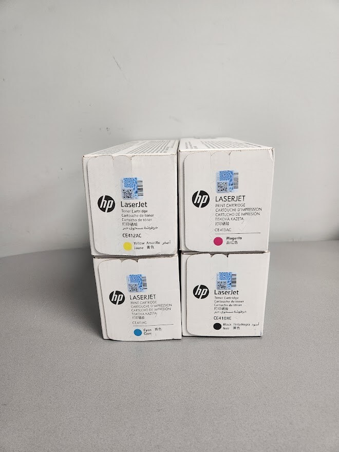 HP 305A CE411AC,CE413AC, CE412CA, CE410XC, C/M/Y/K Toner LaserJet Pro 300 HP 305A CE411AC,CE413AC, CE412CA, CE410XC, C/M/Y/K Toner LaserJet Pro 300