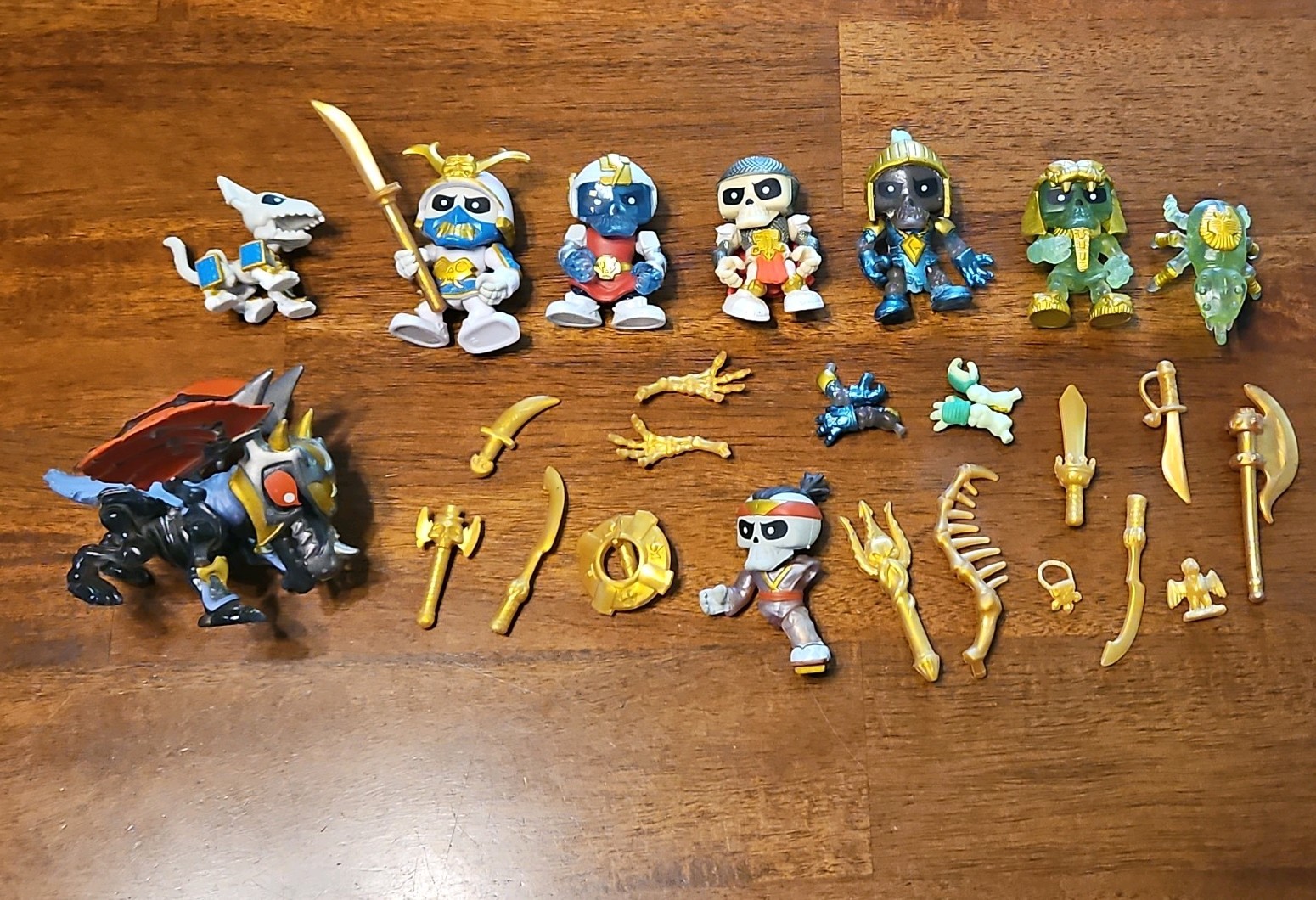 Treasure X Mega Lot Figures Gold Weapons Accessories Dragon Dog Mixed Parts Treasure X Mega Lot Figures Gold Weapons Accessories Dragon Dog Mixed Parts