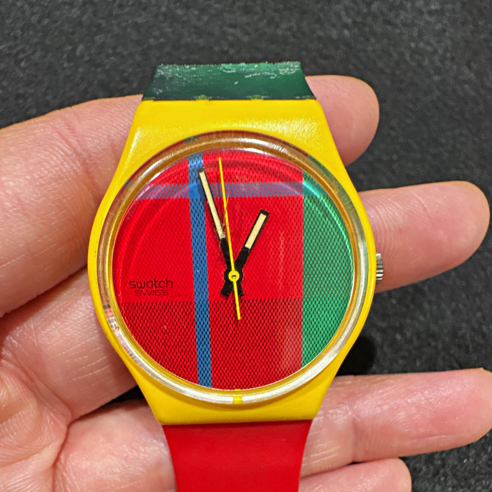 Vintage 1985 Swatch Gent McGregor (GJ100) Vintage 1985 Swatch Gent McGregor (GJ100)