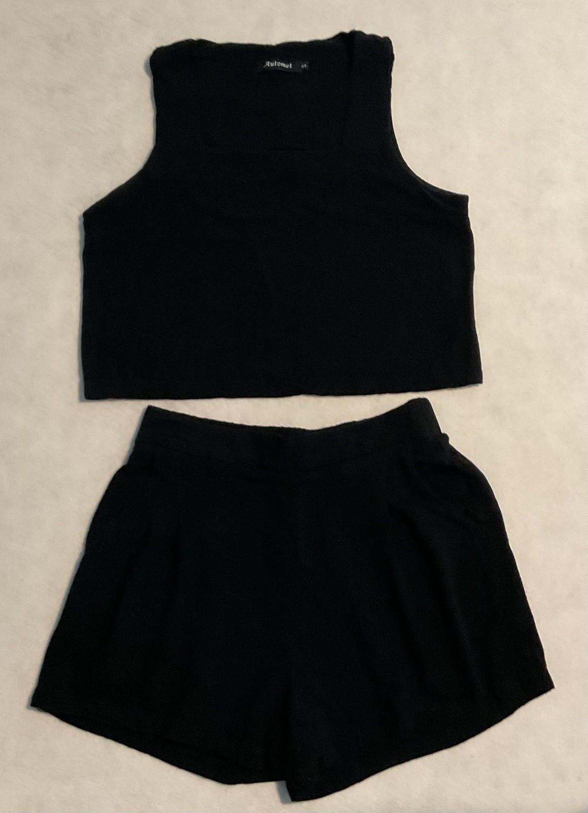 AUTOMET Women\'s  Small 2 Pc Short Set Square Neck Cropped Tank Top & Shorts.
