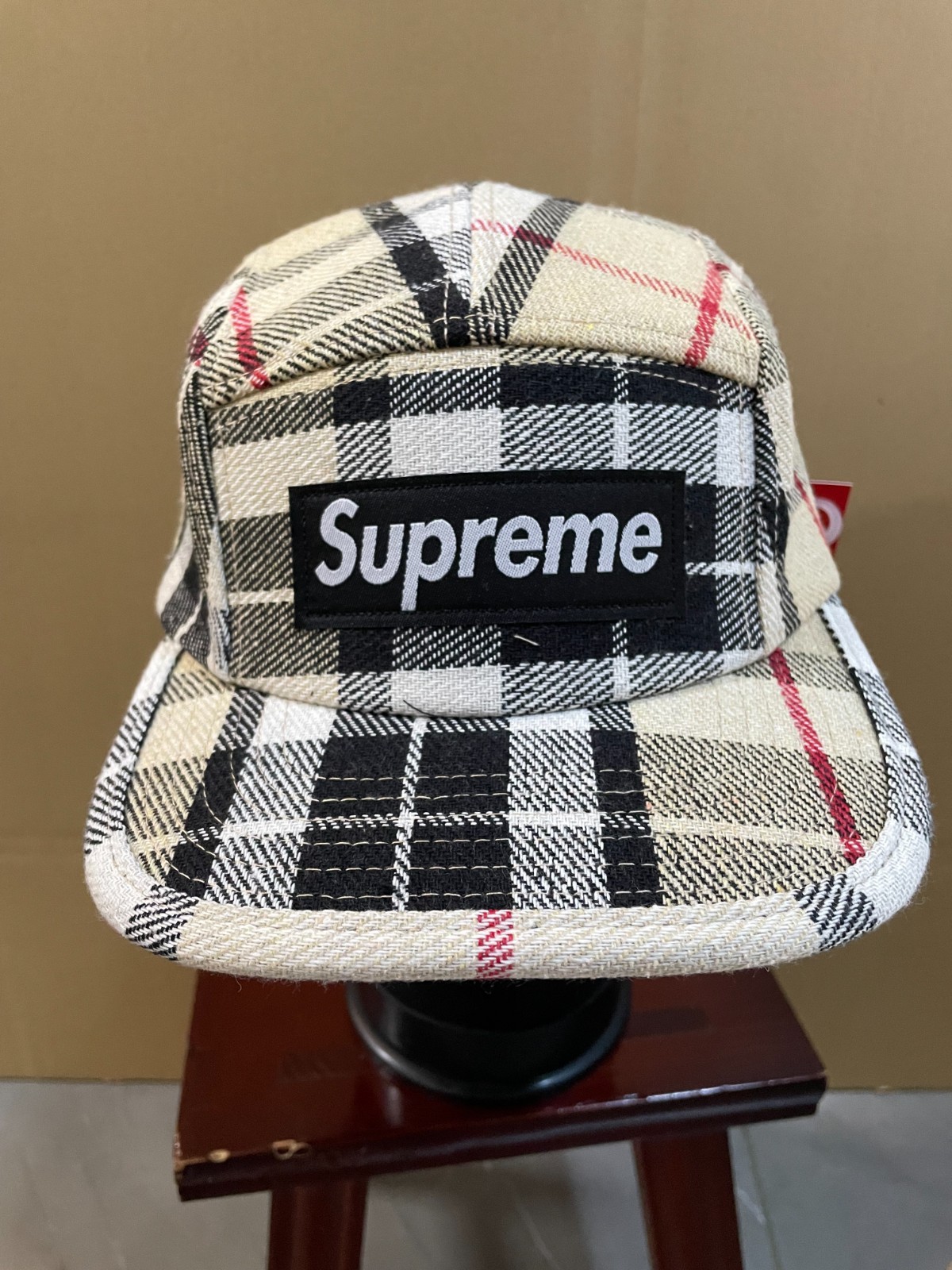 Supreme Men\'s Brown Flat Brim Striped Sports Baseball Cap Adjustable