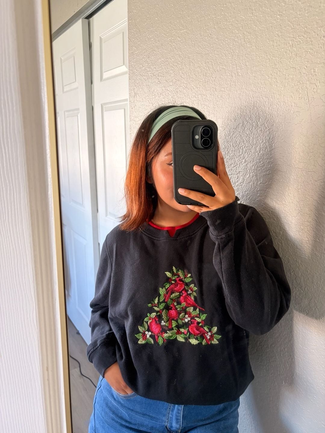 Vintage Liberty Lane Embroidered Cardinal Christmas Sweatshirt Size L Vintage Liberty Lane Embroidered Cardinal Christmas Sweatshirt Size L