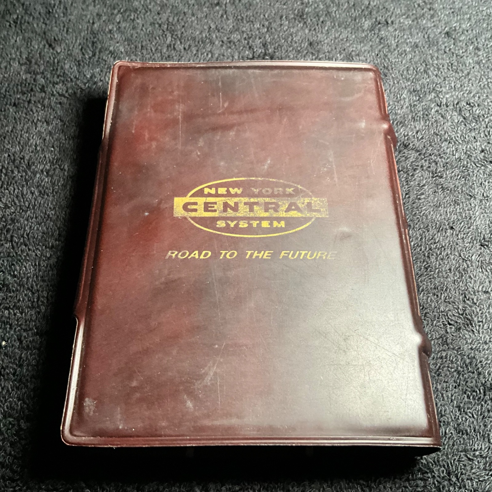 Vtg 1940s NEW YORK CENTRAL SYSTEM, RAILROAD, PLAYING CARDS & Travel Case