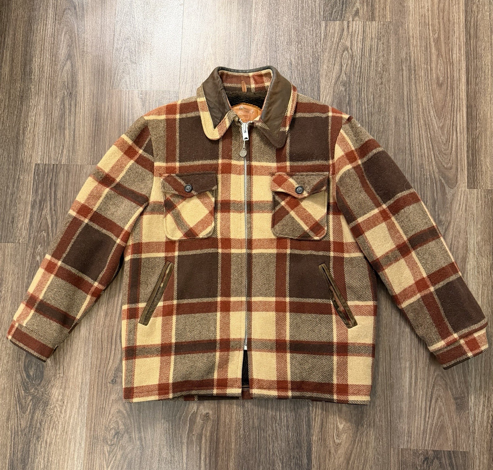 Vintage Woolrich Sherpa Lined Wool Hunting Jacket Brown Red Plaid Vintage Woolrich Sherpa Lined Wool Hunting Jacket Brown Red Plaid
