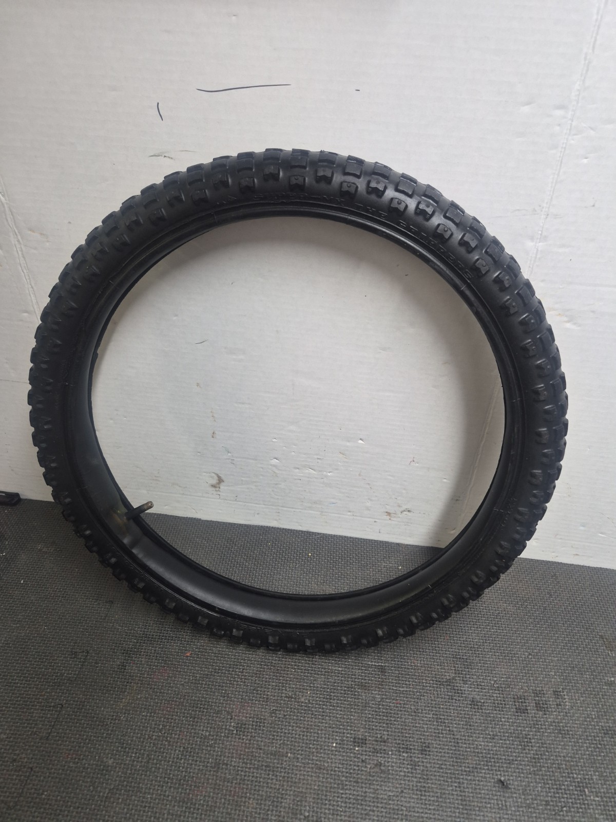 Vintage 1970's Bmx Bike 20x2.125 IRC Super MX The Gripper Tire Webco DG Mongoose Vintage 1970's Bmx Bike 20x2.125 IRC Super MX The Gripper Tire Webco DG Mongoose