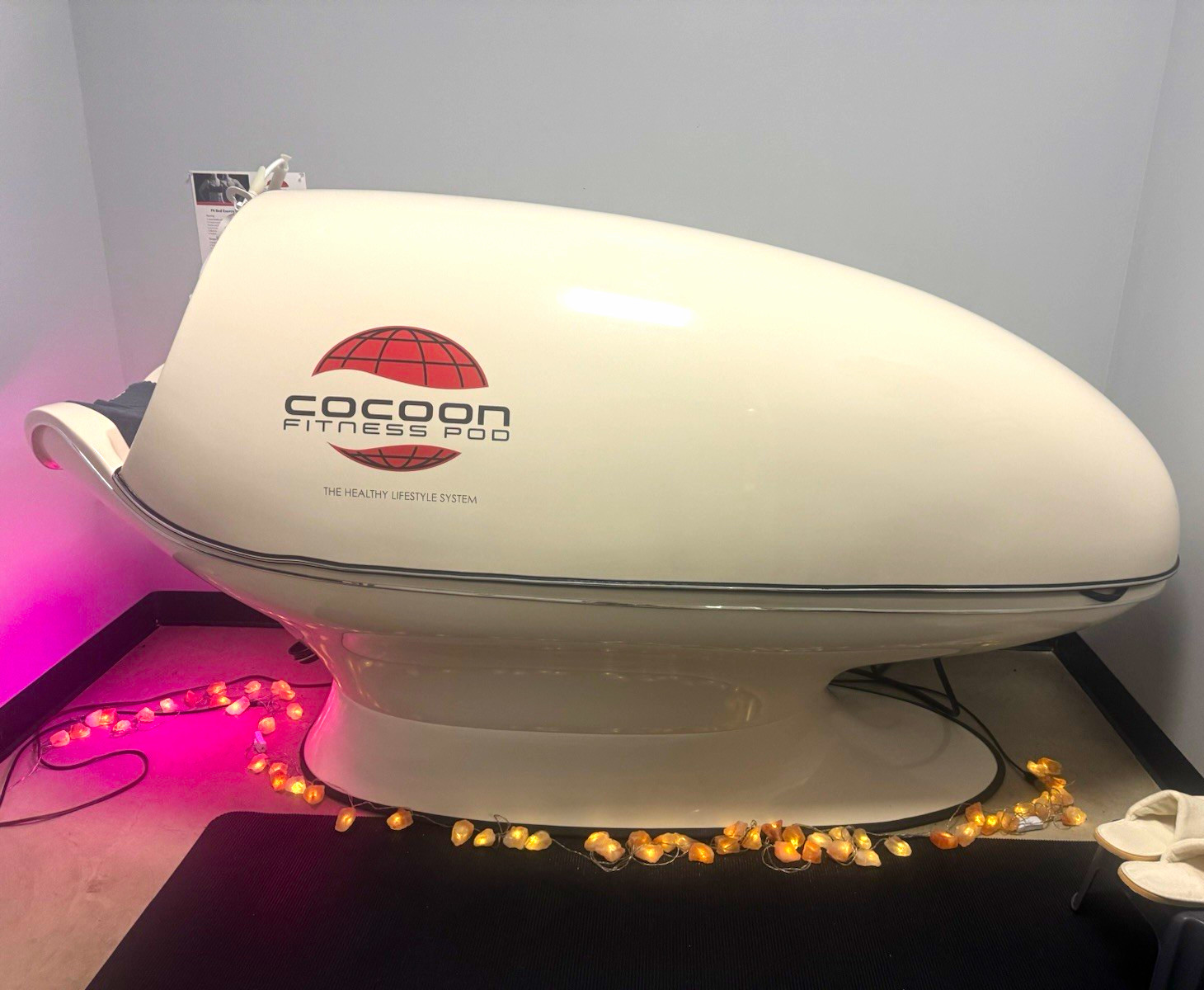 Cocoon Fitness Infrared Pod, White Cocoon Fitness Pod Model Cocoon Fitness Infrared Pod, White Cocoon Fitness Pod Model