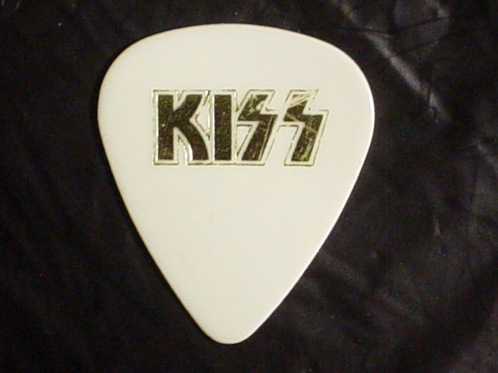 KISS Band Logo & Gene Simmons Signature Older Concert Tour GUITAR PICK Late 80\'s KISS Band Logo & Gene Simmons Signature Older Concert Tour GUITAR PICK Late 80\'s