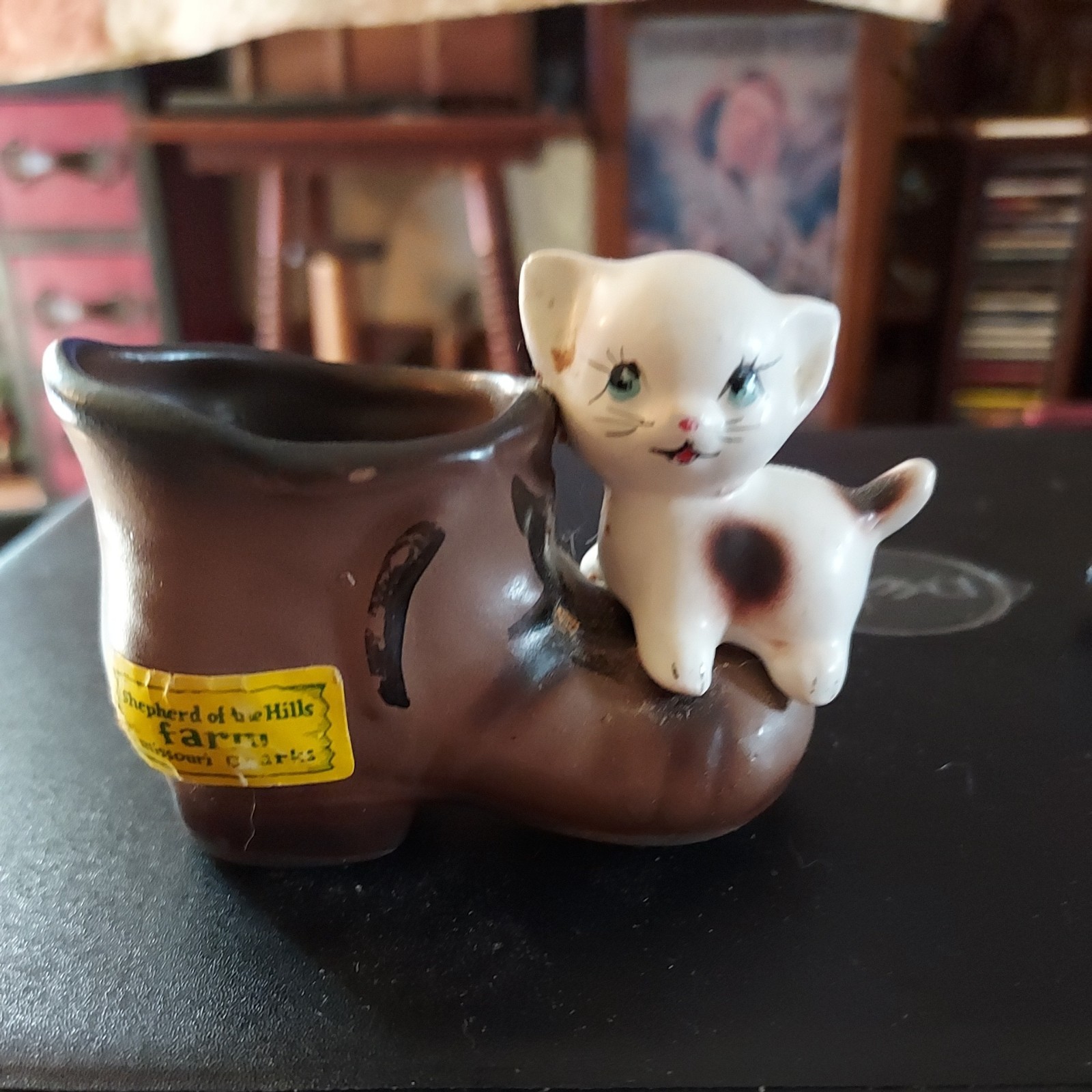 Vintage Enesco Kitten on Boot Shoe E-3381 Gray Cat Kitty Brown Boot Japan Vintage Enesco Kitten on Boot Shoe E-3381 Gray Cat Kitty Brown Boot Japan