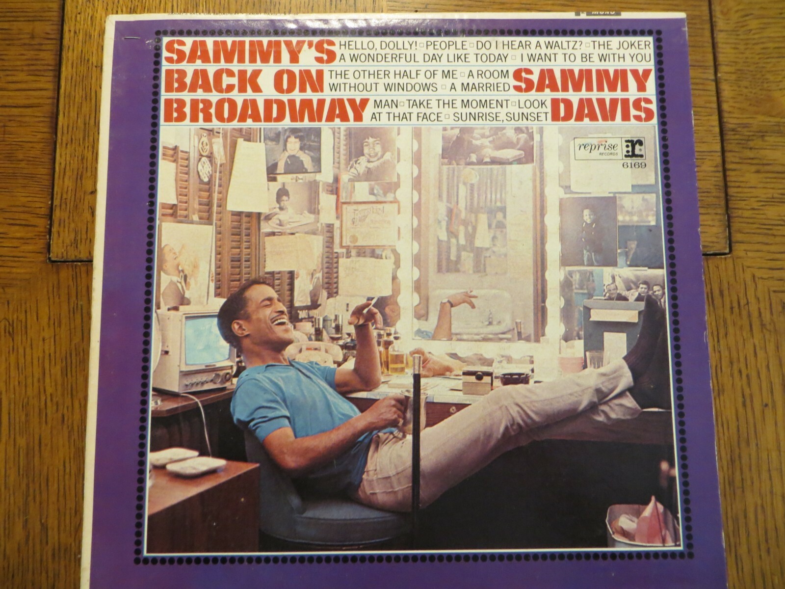 Sammy Davis, Jr. – Sammy\'s Back On Broadway - 1965 - Reprise R6169 LP VG+/VG+