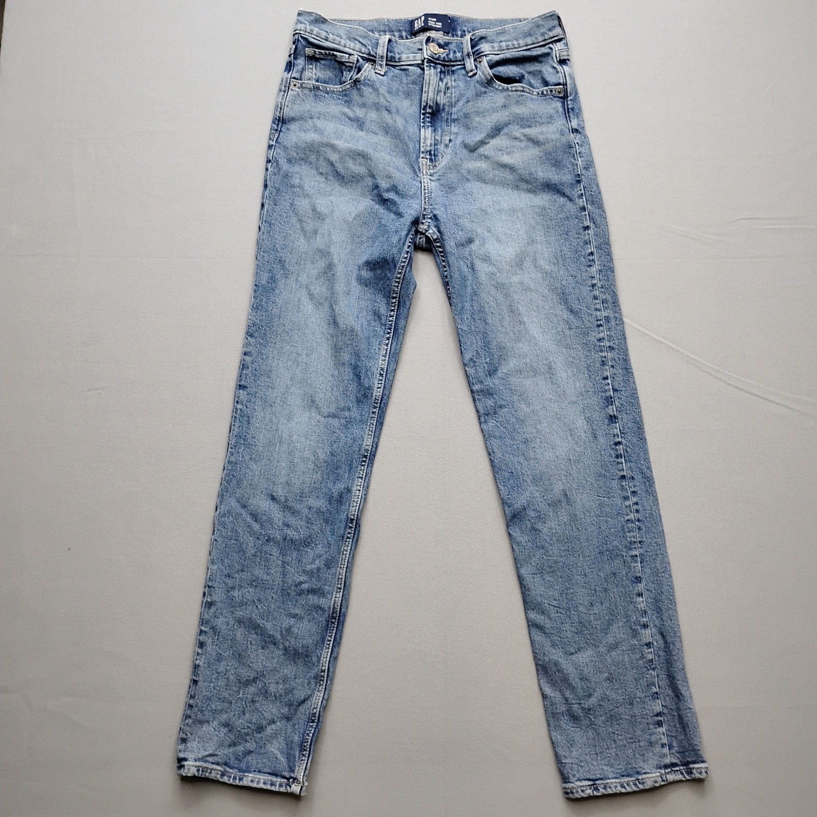 Gap Denim Womens 8/29R High Rise Straight Leg Jeans Medium Wash Blue size 8 Gap Denim Womens 8/29R High Rise Straight Leg Jeans Medium Wash Blue size 8