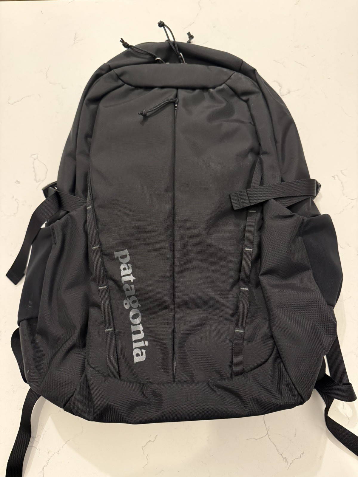 Patagonia - Refugio Daypack Backpack 26L - Black - NWOT - never used Patagonia - Refugio Daypack Backpack 26L - Black - NWOT - never used