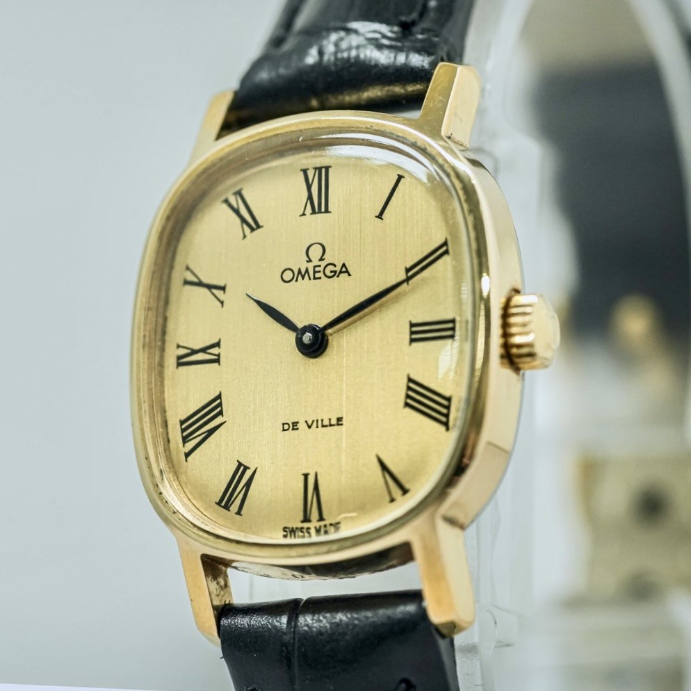 Vintage 1975 **NEAR MINT** OMEGA De Ville Cal.625 Manual Roman Gold 21mm Women\'s