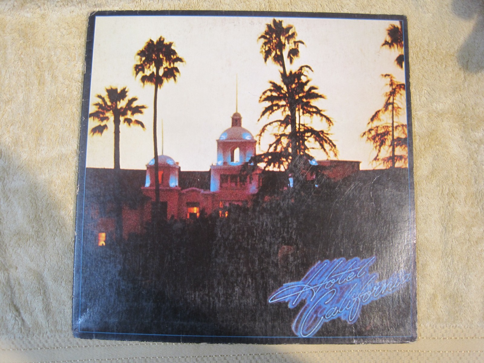 The Eagles Hotel California vinyl LP