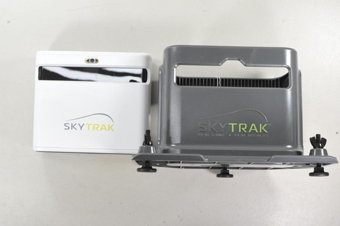 SkyGolf SkyTrak Plus ST+ Golf Simulator 2023 Launch Monitor with Case #221210