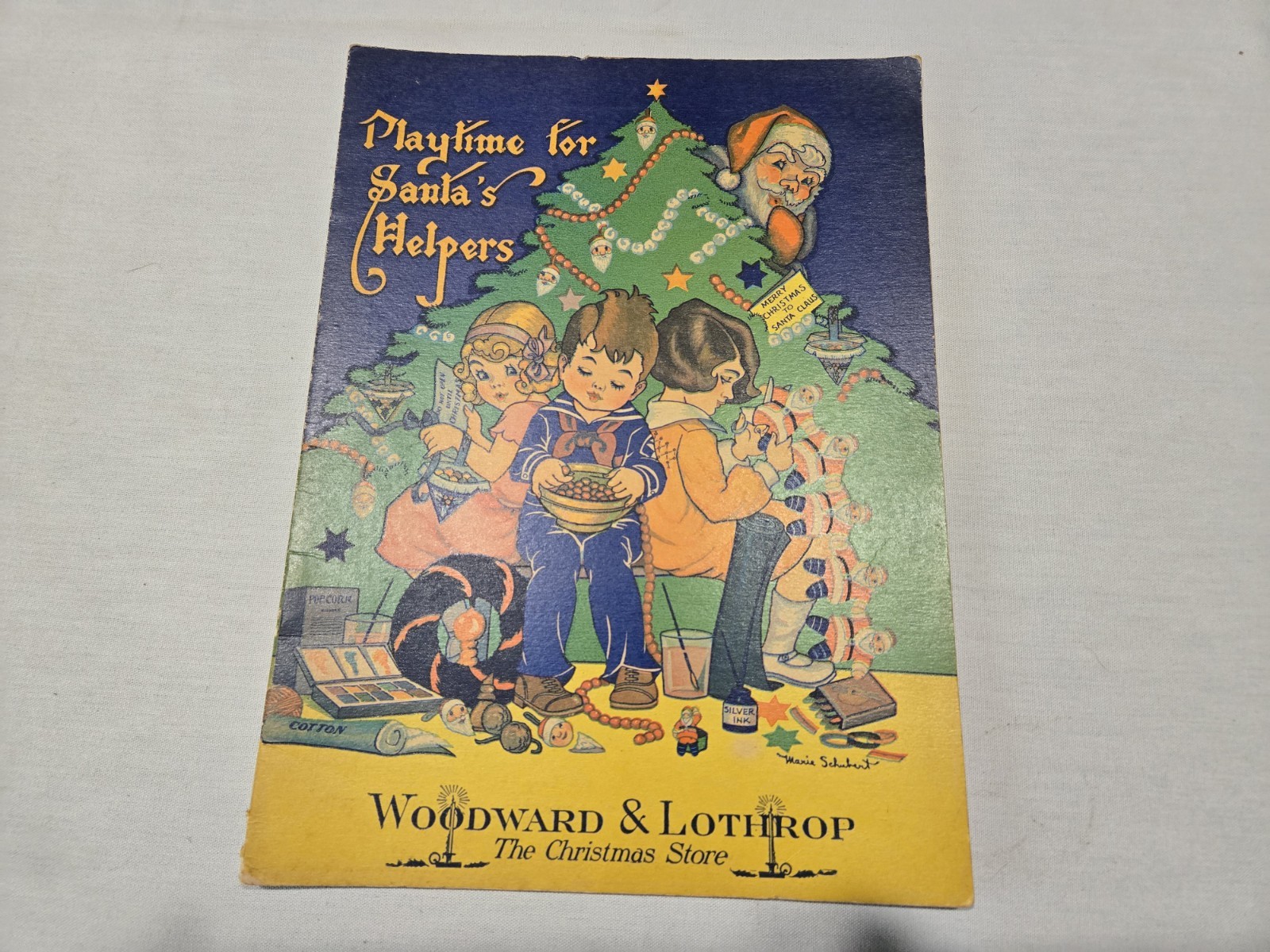 1932 WOODWARD & LOTHROP DC THE CHRISTMAS STORE PLAYTIME FOR SANTA\'S HELPERS BOOK