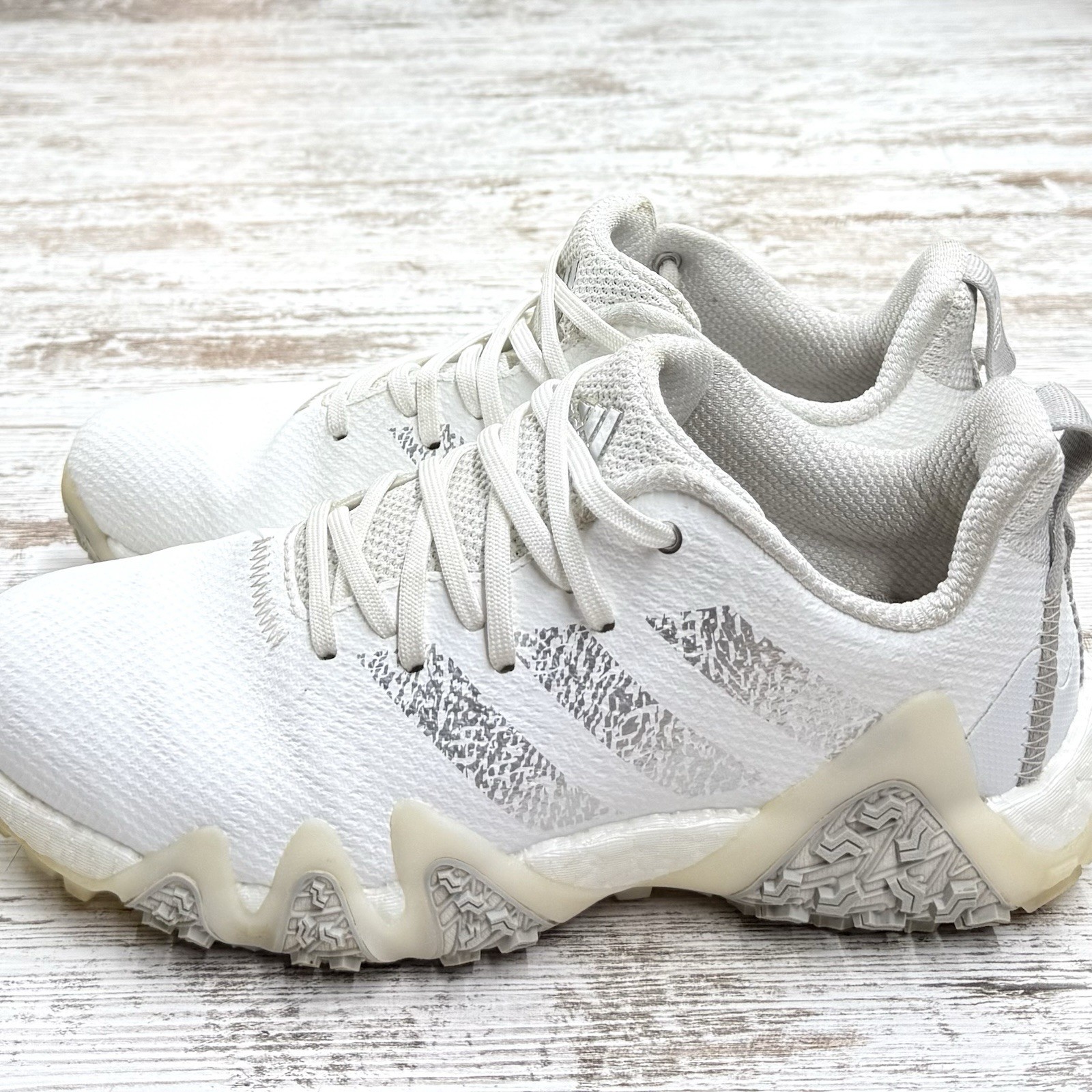 Adidas Codechaos 22 Spikeless Golf Shoes Men’s 8 White Gray Adidas Codechaos 22 Spikeless Golf Shoes Men’s 8 White Gray