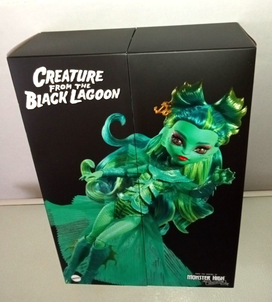 Monster High Skullector Creature From the Black Lagoon Doll with shipper