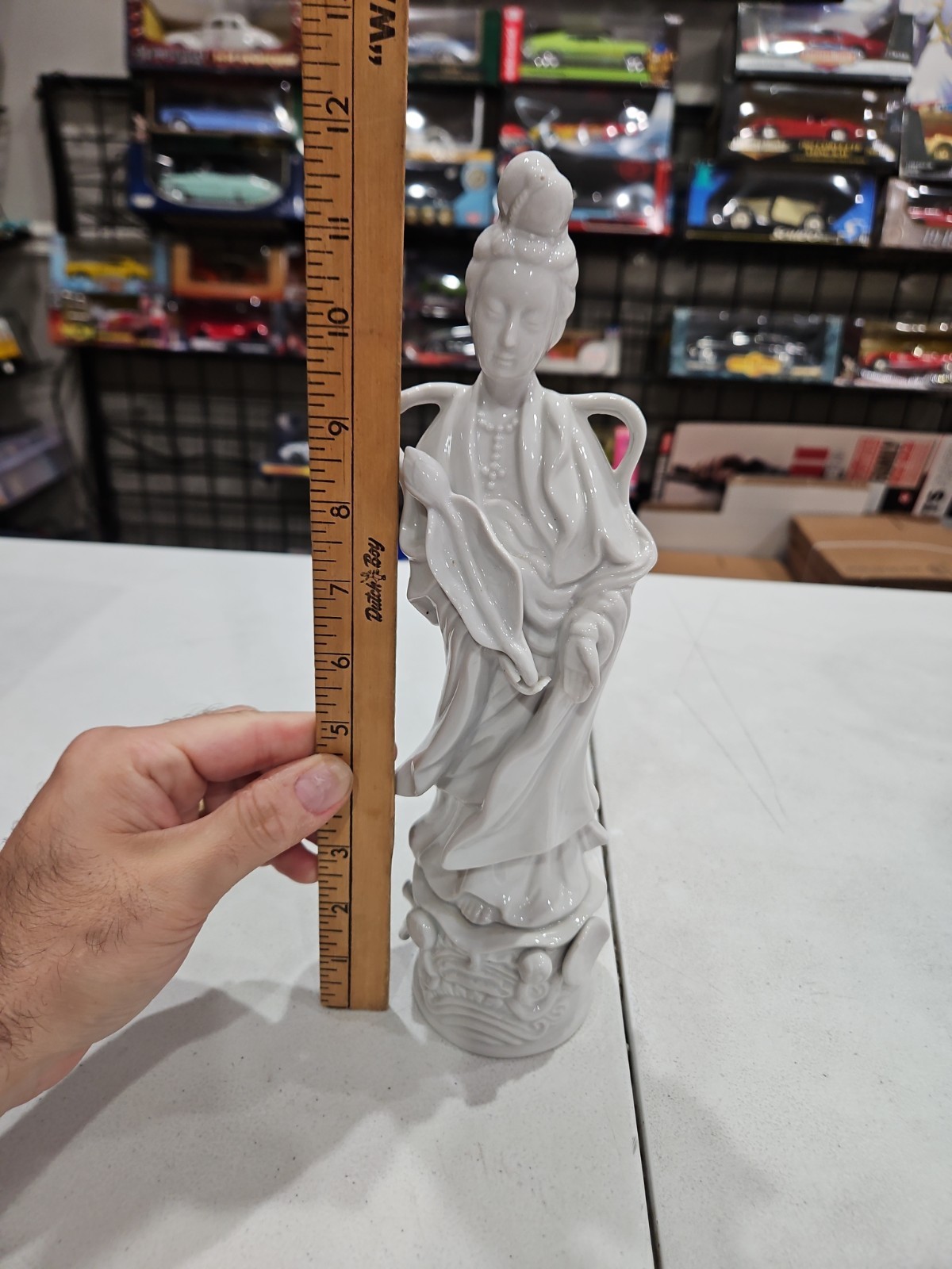 Vintage White Porcelain Standing GuanYin Kwan Yin Blanc de Chine, 11-1/2\ Vintage White Porcelain Standing GuanYin Kwan Yin Blanc de Chine, 11-1/2\