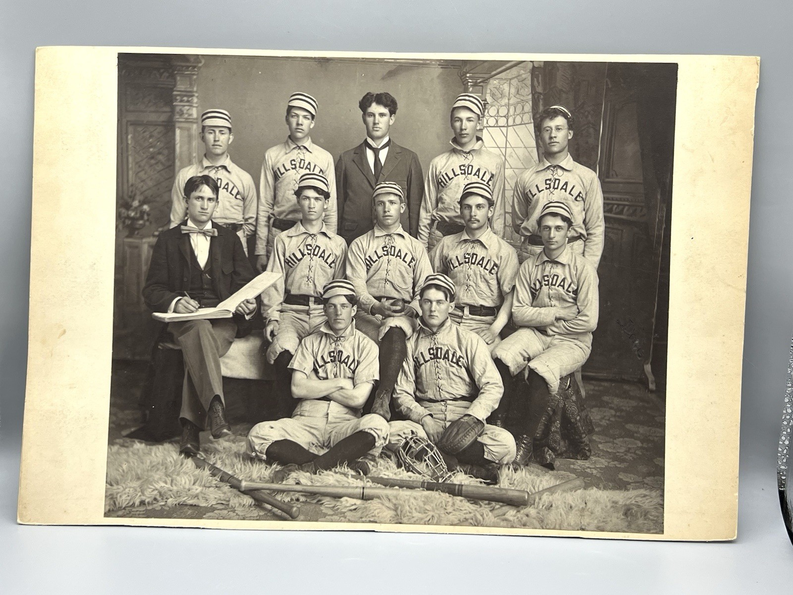 Antique C. 1890s Hillsdale Baseball Team Large 10.5x13” Cabinet Card Photograph Antique C. 1890s Hillsdale Baseball Team Large 10.5x13” Cabinet Card Photograph