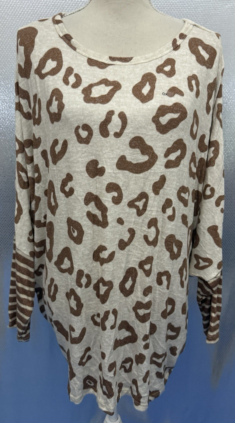 Maurices Sweater Womens Plus Sz 0X Cream Brown Animal Print Striped 24/7 NWT Maurices Sweater Womens Plus Sz 0X Cream Brown Animal Print Striped 24/7 NWT