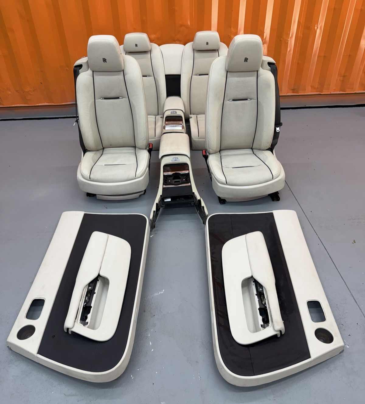 Rolls Royce Wraith RR5  Interior  Seats Trim  Center Console OEM