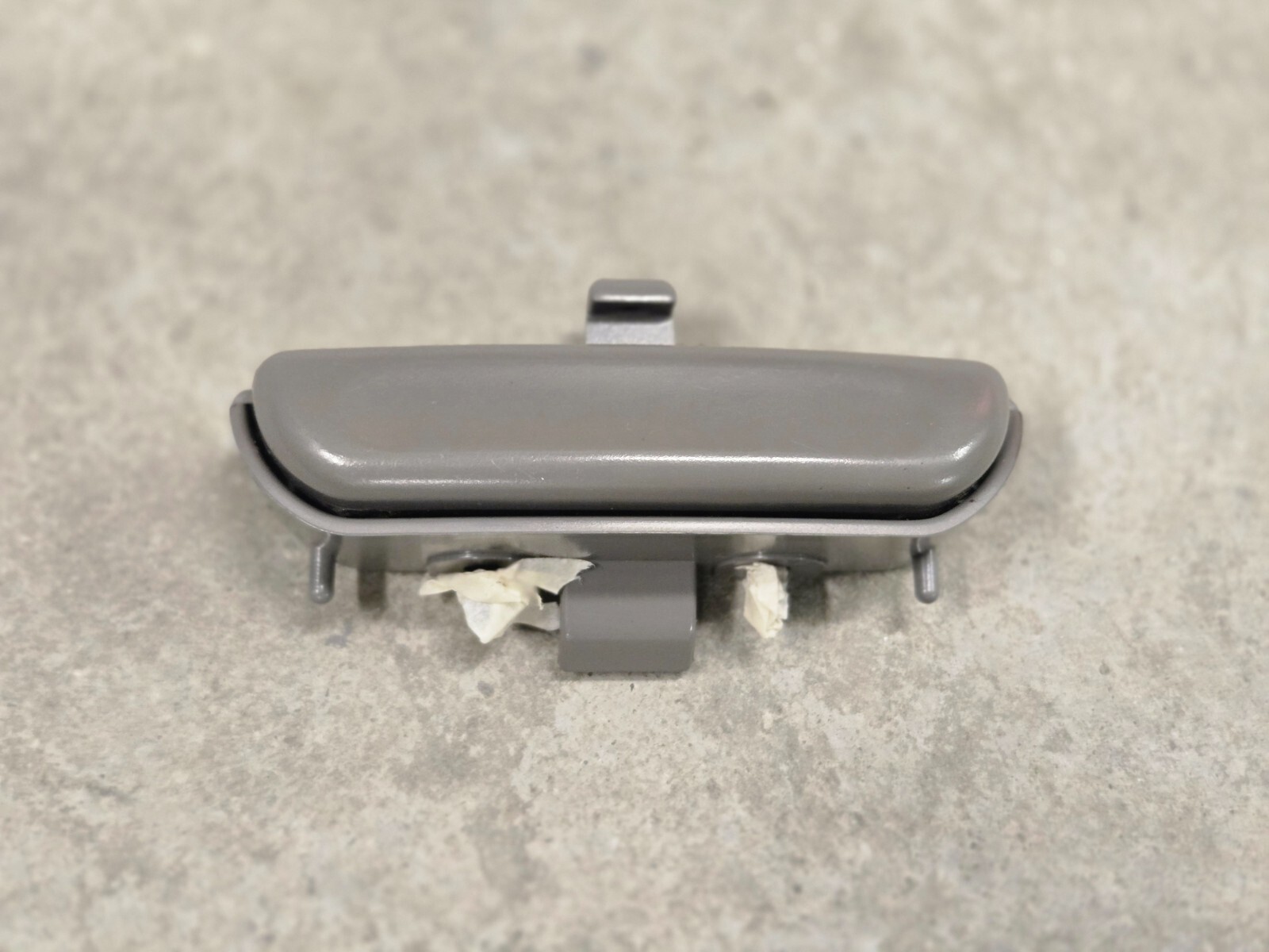 Toyota Camry GRAY LATCH Armrest Lid Center Console Cover Button 02 03 04 05 06