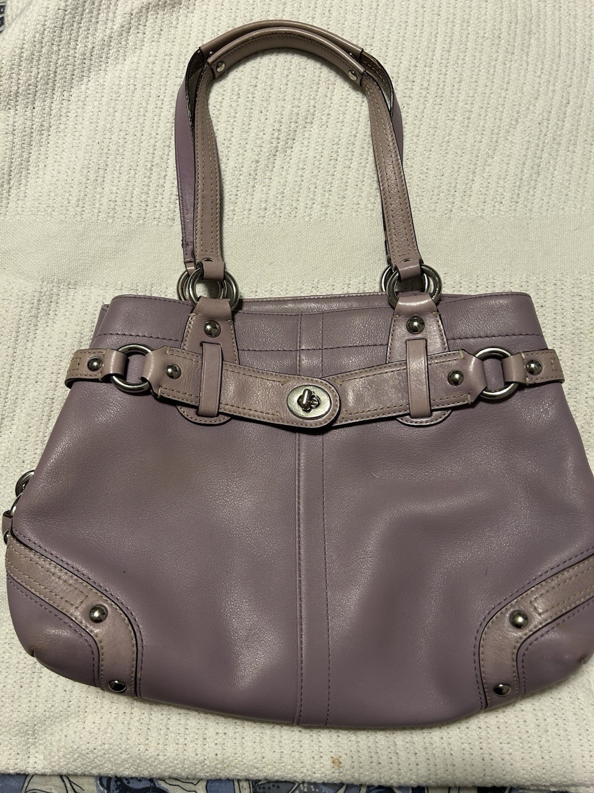 Vintage Y2K Coach Leather Purse In Great Condition Vintage Y2K Coach Leather Purse In Great Condition