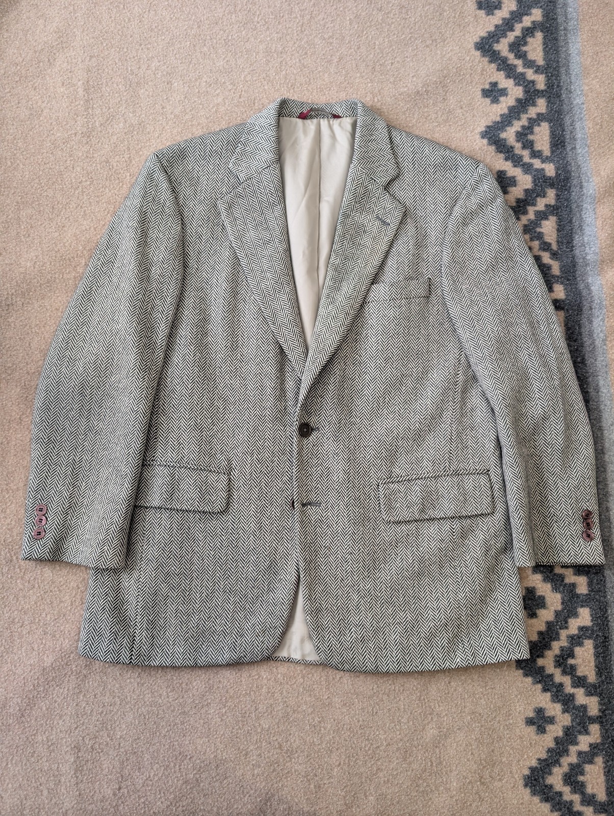 The Andover Shop Houndstooth Soft Wool Tweed 41R Black White 2 btn Blazer Canada The Andover Shop Houndstooth Soft Wool Tweed 41R Black White 2 btn Blazer Canada