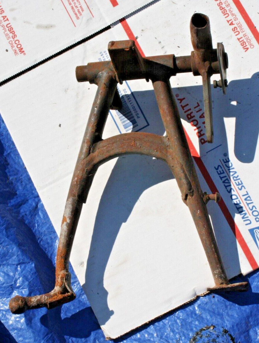 1966-68 HONDA  CT90 TRAIL (KO) OEM CENTER STAND W/PIN  VIN #CT90E-1025613