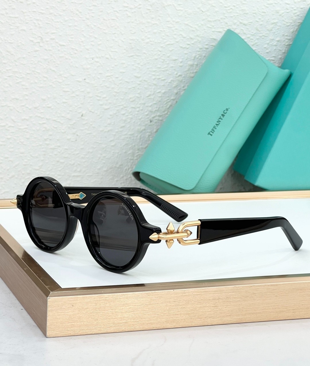 Tiffany Style Round Sunglasses - HardWear Design Luxury Retro Women\'s Eyewear