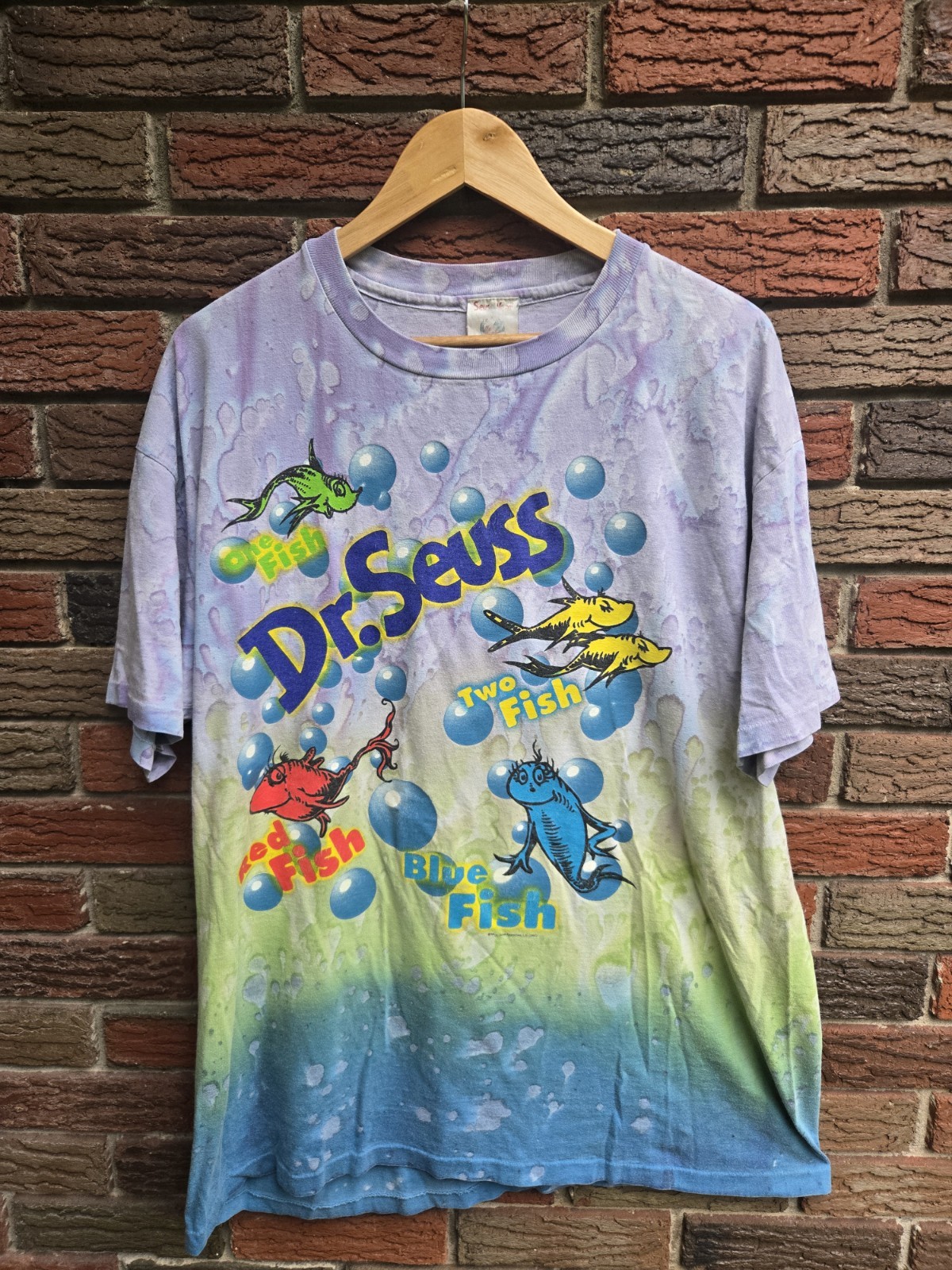 Vintage 1997 Dr. Seuss One Fish Two FishAll-Over Print Tie-Dye T Shirt XL Vintage 1997 Dr. Seuss One Fish Two FishAll-Over Print Tie-Dye T Shirt XL