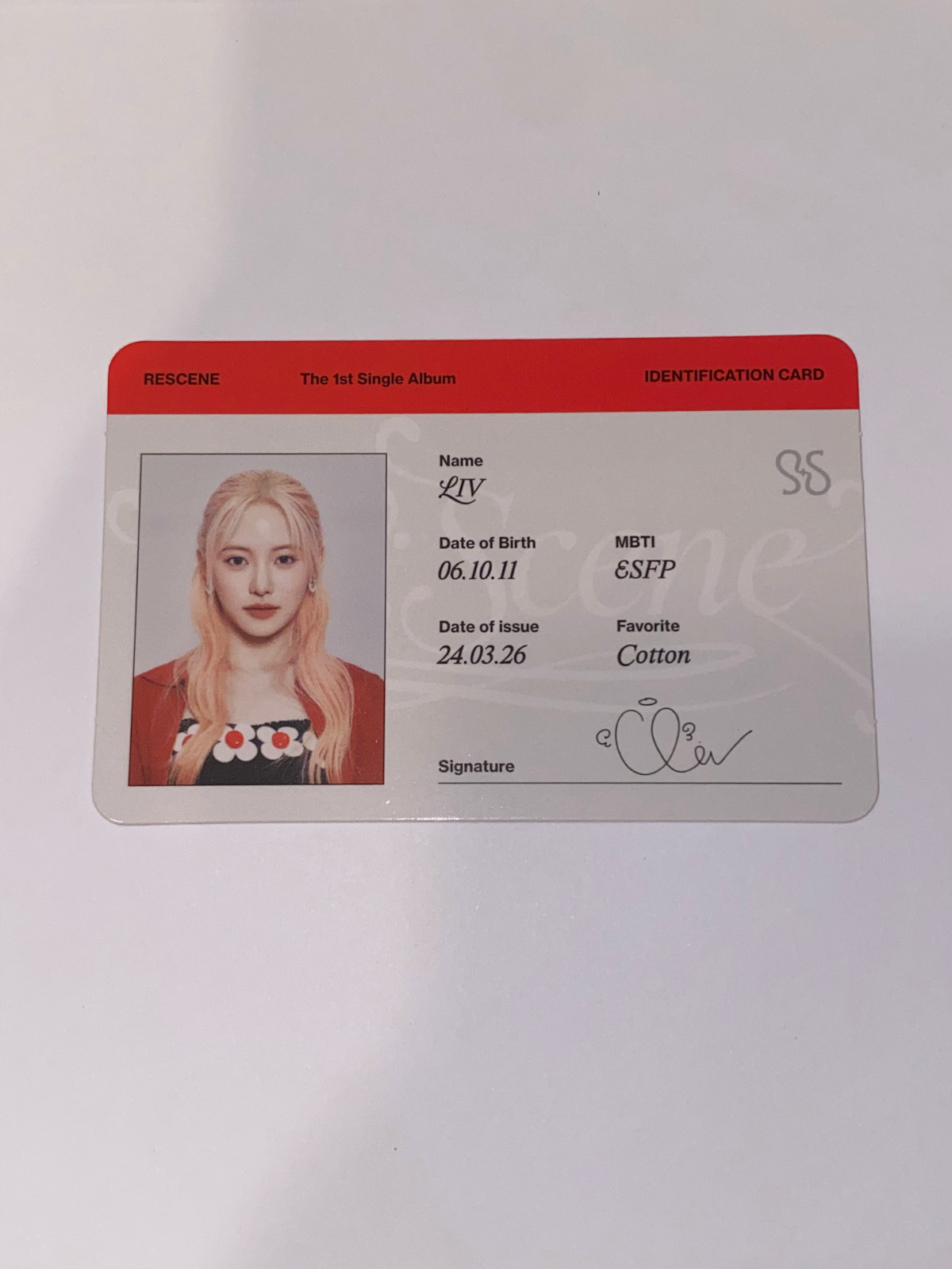 RESCENE PHOTOCARD RE:SCENE 1ST SINGLE ALBUM NORMAL VERSION PC PLVE ID CARD