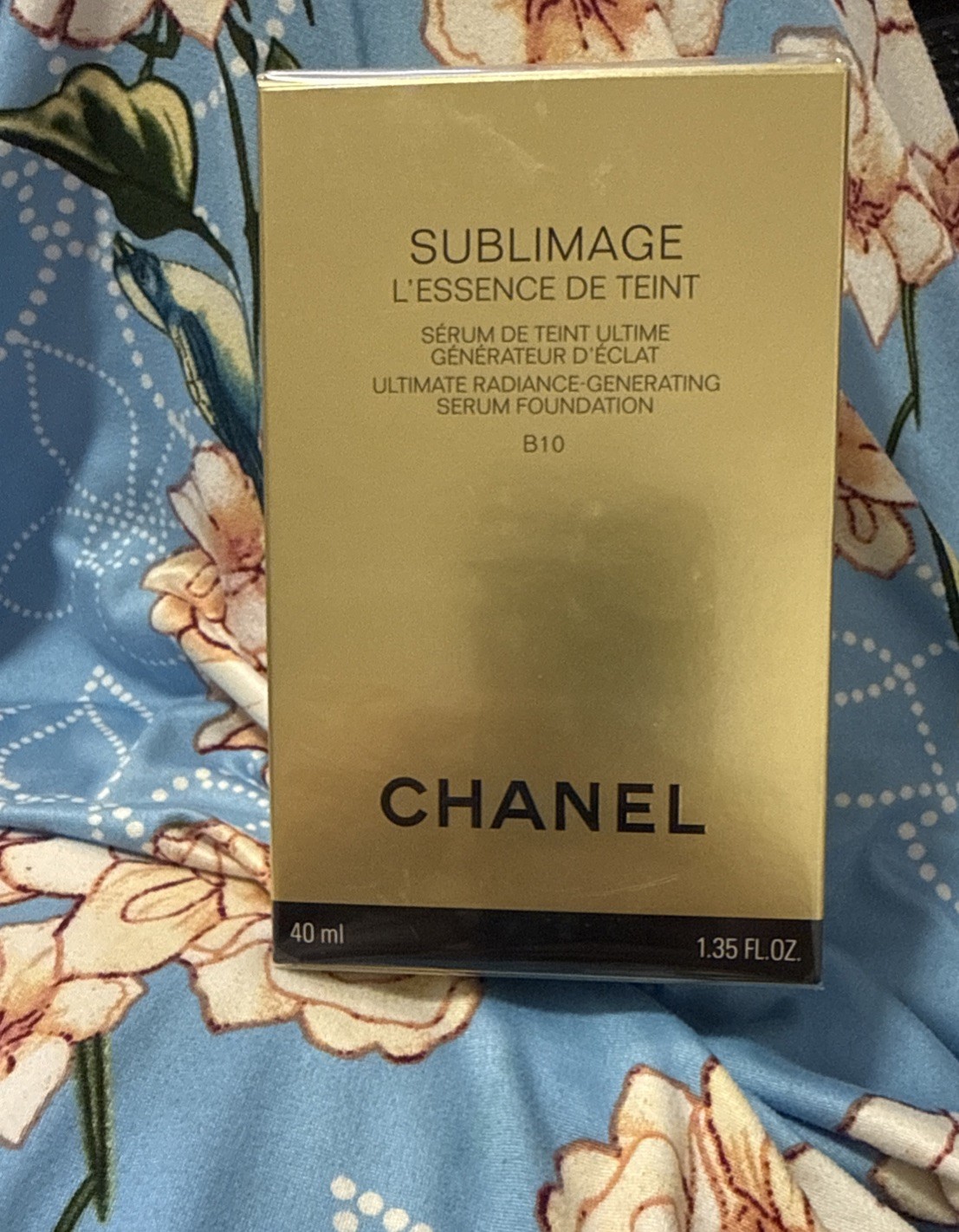 Chanel Sublimage Serum Foundation. B10 Nib Sealed